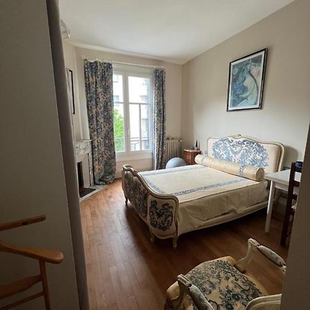 Hyper Centre ,Jolie Chambre Climatisee Avec Parking Securise Gratuit Κλερμόν Φεράν Εξωτερικό φωτογραφία
