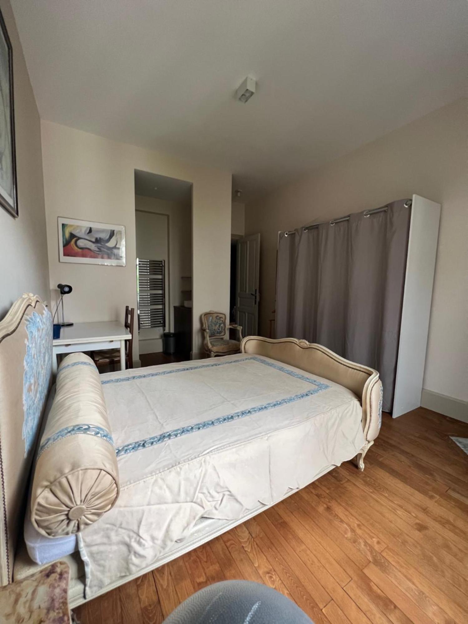 Hyper Centre ,Jolie Chambre Climatisee Avec Parking Securise Gratuit Κλερμόν Φεράν Εξωτερικό φωτογραφία